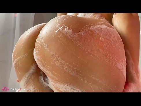 ❤️ Zeshkania masturbon pidhin me vibrator deri në orgazmë intensive në dush ❤ Porno tek ne sq.pornobot.ru ❌